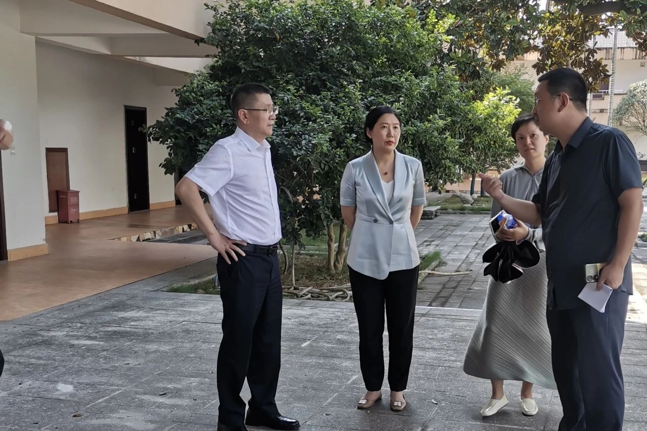 省ag亚娱集团集团向导率队调研成都东部新区天府山庄