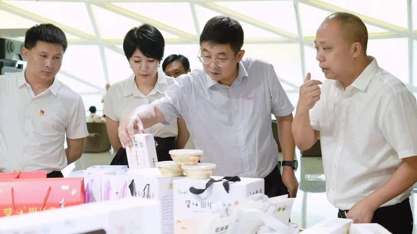 党建引领 县企共兴——省ag亚娱集团集团奋力打造托底性帮扶“通江实践”样板